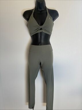 Oner active Alpine Green set size M (Unifiedmove bra and Soft Motion pants)